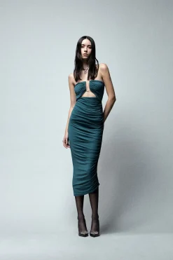 LOW-CUT DRESS JETT